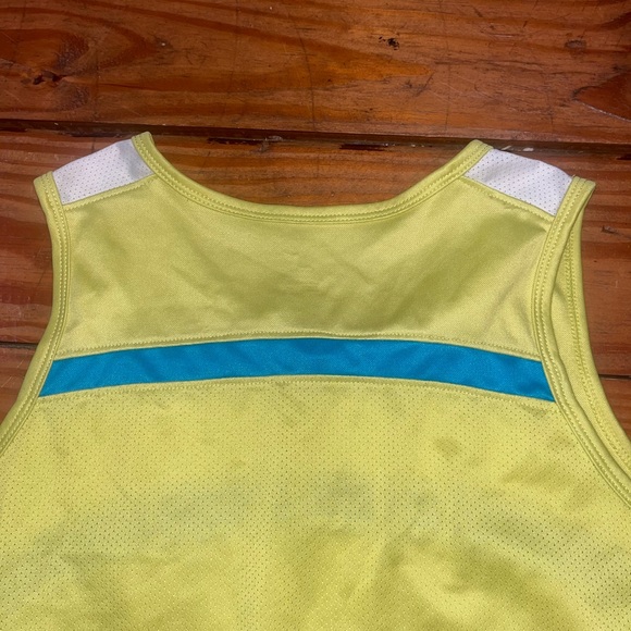 (570) NIKE TANK - Picture 6 of 8